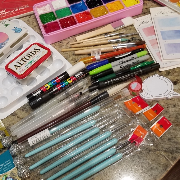 Huge Art Bundle - Picture 14 of 16